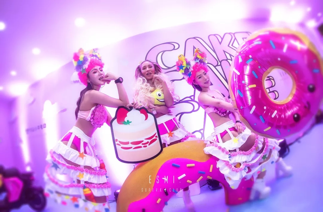 CAKE PARTY |  # 粉红主题派对 # 连续两晚的粉色风暴你来了吗？？？？