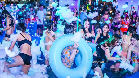 酒吧周年庆主题派对 泳池派对_2周年盛典 用时尚的方式来降温,周年巨献《Hey Bikini-Party》！
