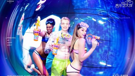 TrueCOLOR酒吧泡沫主题派对#FOAM PARTY# 比基尼，泡沫，湿身...  还有比这个画面更动人心魄的吗？