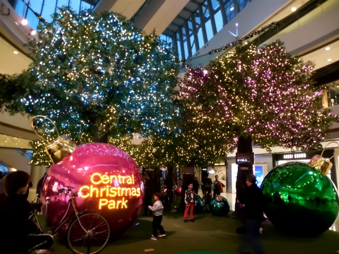 香港ifc「圣诞公园」及其他商场圣诞灯饰装置