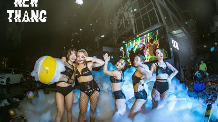 THANG CLUB精彩回顾| NEW THANG  最佳 # 泡沫湿身狂欢派对 # 拯救各种不开心的小心心! ！！！