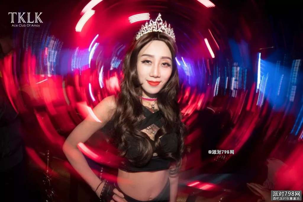 厦门托克拉克酒吧妇女节派对 在生活里做女王，在派对里做自己